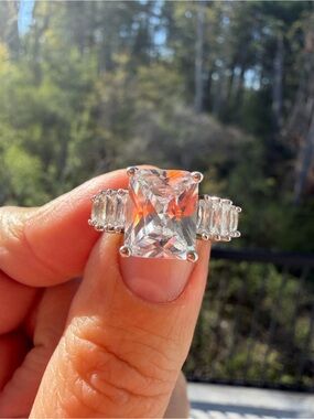 JEULIA 925 Sterling Silver Radiant Cut Ring Size 5